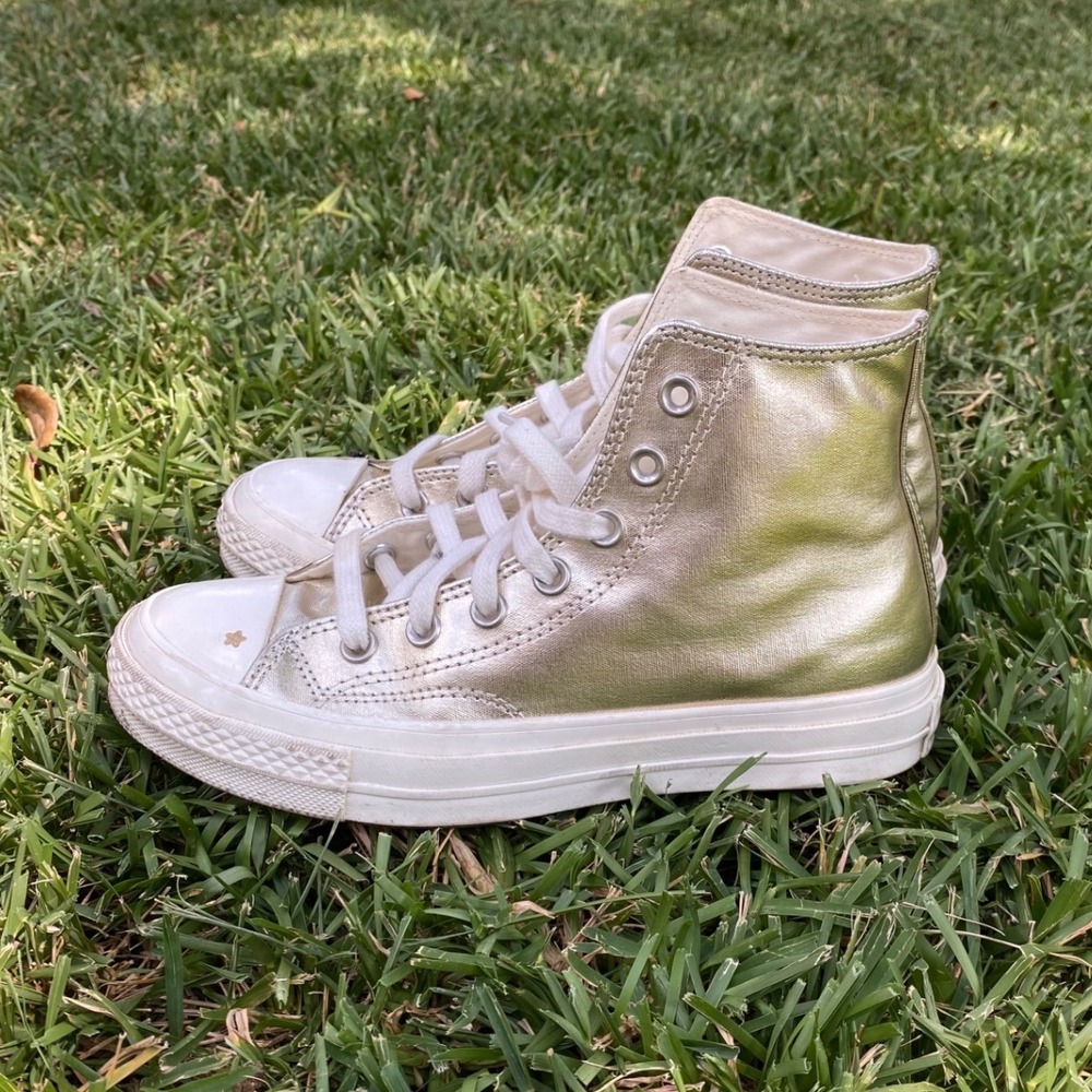 Converse Chuck Taylor All Star 70 High Top Metallic Gold Womens 6.5 A06832C